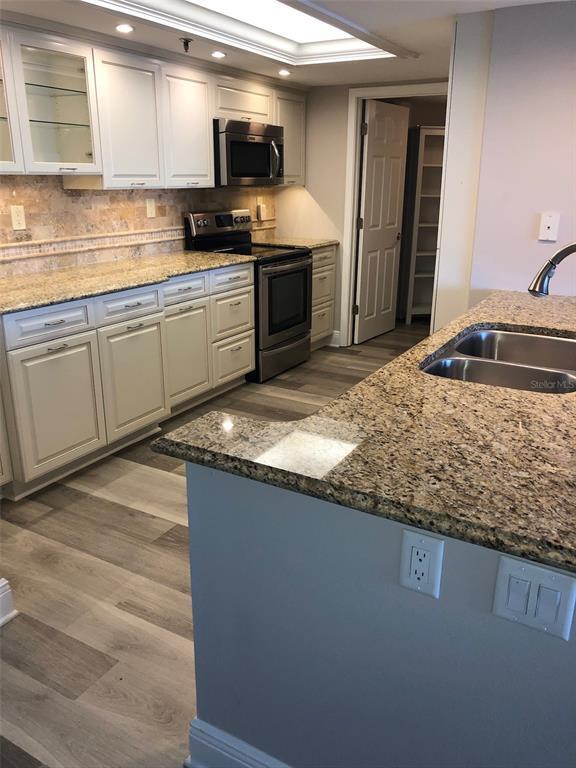 Building Photo - 6322 Palma Del Mar Blvd S