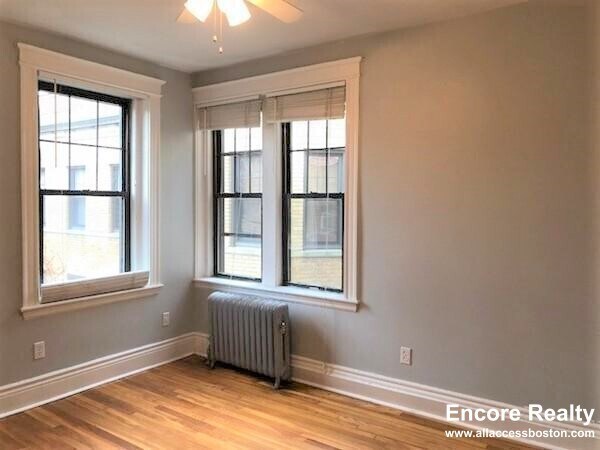 Building Photo - 35 Queensberry