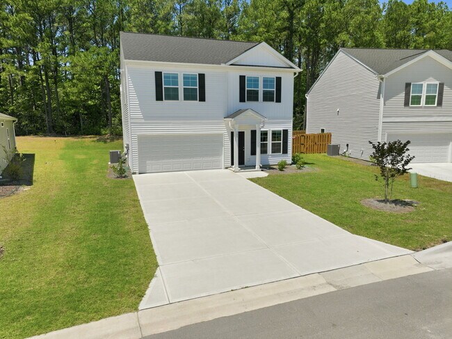 Building Photo - 305 Ruby Baird Dr