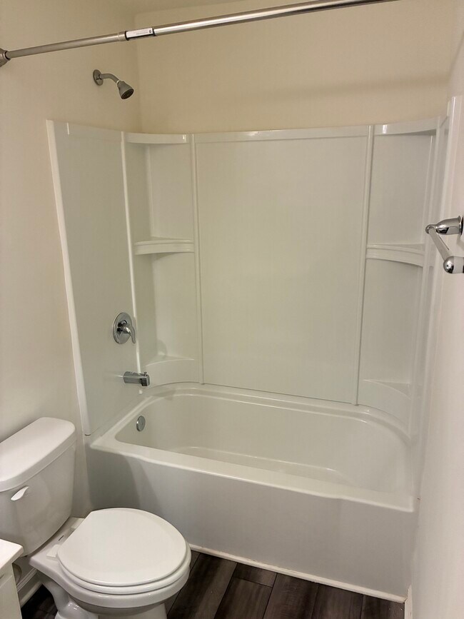 Building Photo - Cartersville Townhomes