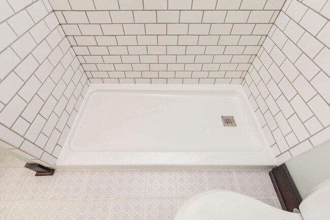 Building Photo - 616 Colorado Ave