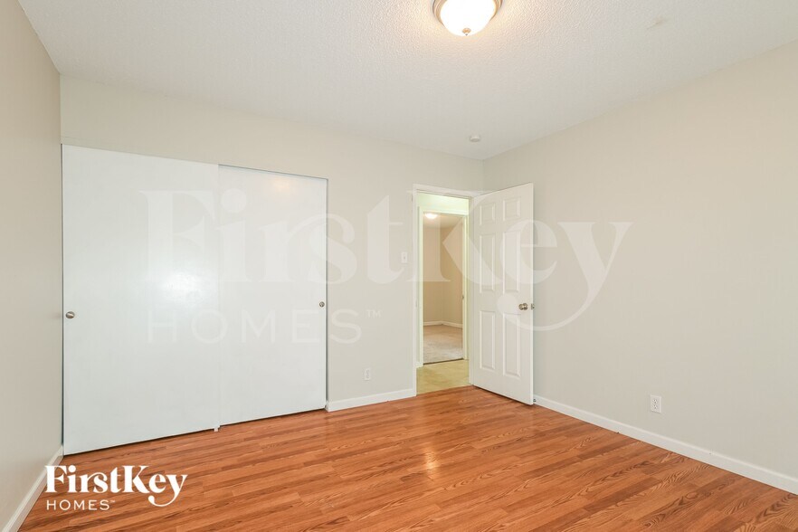Building Photo - 357 Pegasus Dr