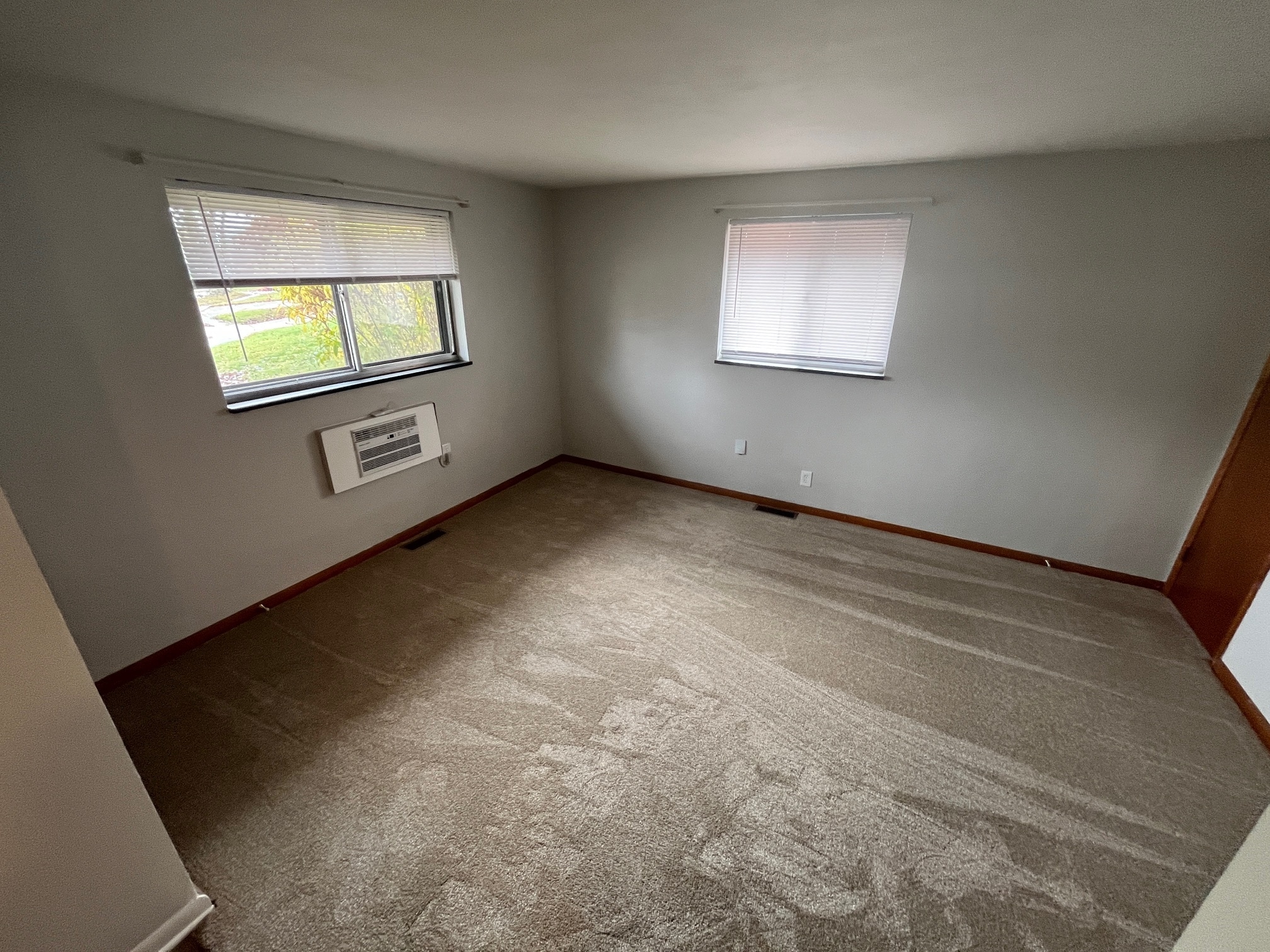 Building Photo - 2251 Candlewood Dr