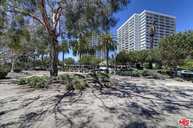 Building Photo - 201 Ocean Ave