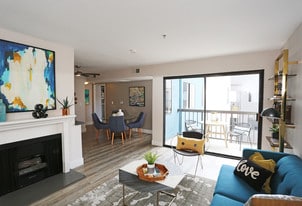 Interior Photo - URBANLUX SUNSET PREMIUM