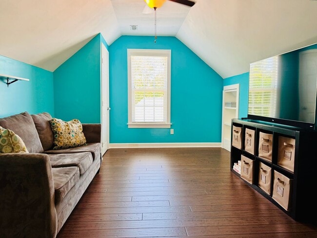 Building Photo - 2576 Blue Dog Ct