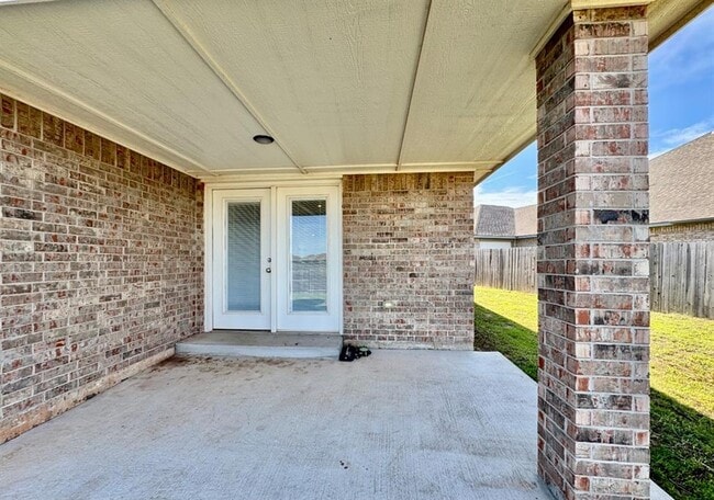 Building Photo - 18305 Autumn Grv Ct