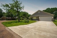 Building Photo - 347 Enchanted Dr