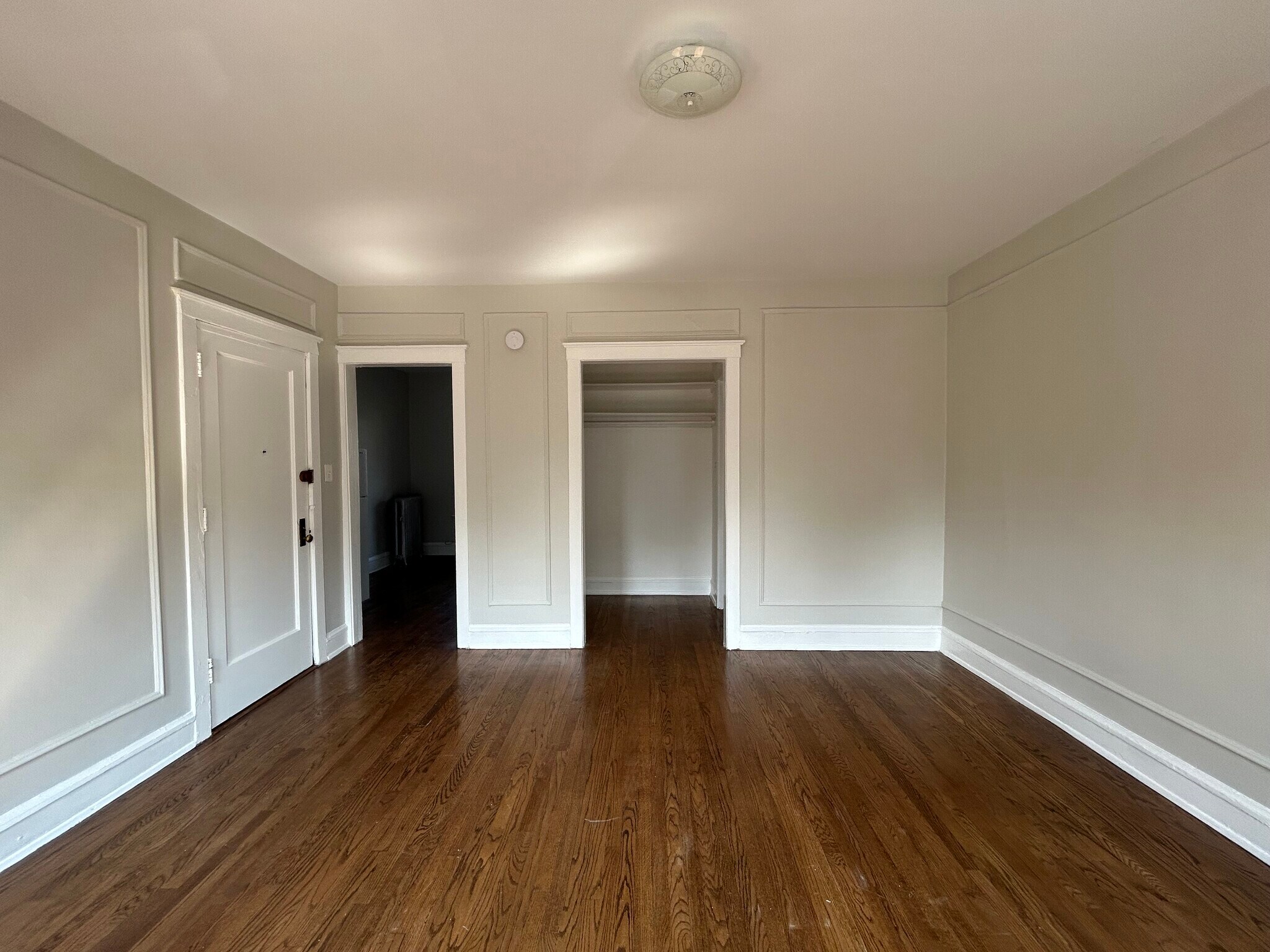 Building Photo - 2661 N Spaulding Ave