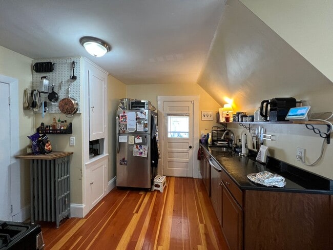 Building Photo - 21 Chandler St