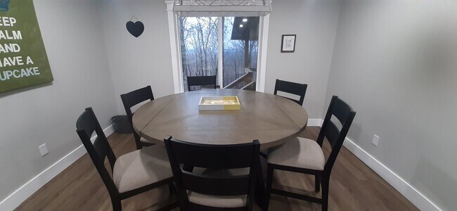 Building Photo - 136 Billy Goat Mountain Rd