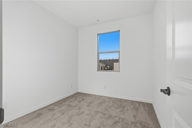 Building Photo - 11486 Dune Ledge Ave