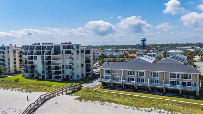 Building Photo - 2010 Ocean Front S
