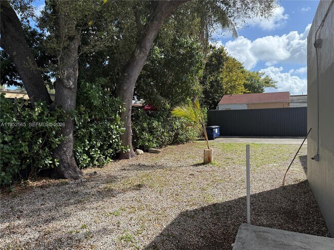 Building Photo - 1263 NW 29th St