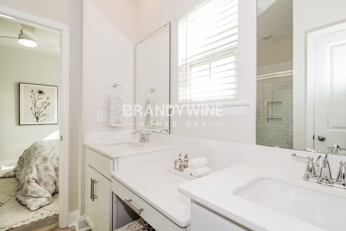 Building Photo - 1024 Wildflower Dr
