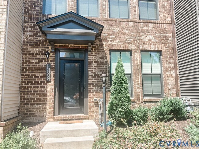 Building Photo - 14352 Colonyhouse Blvd