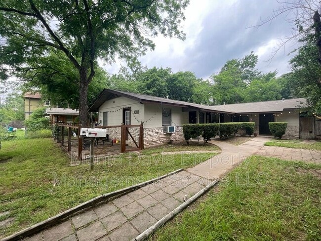 Primary Photo - 4708 Red River St