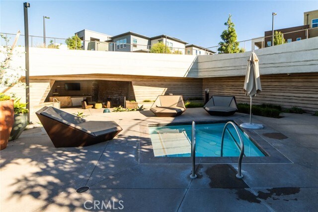 Building Photo - 155 Baluster