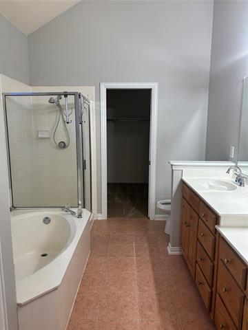 Building Photo - 1332 W Branch Hollow Dr