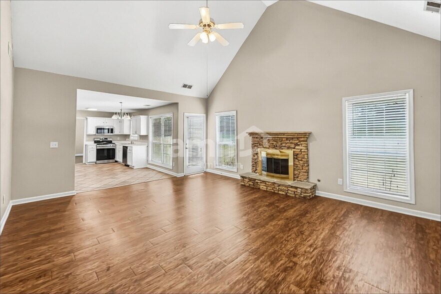 Building Photo - 5430 Harris Creek Dr