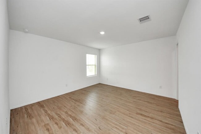 Building Photo - 4131 Neches Bnd Dr