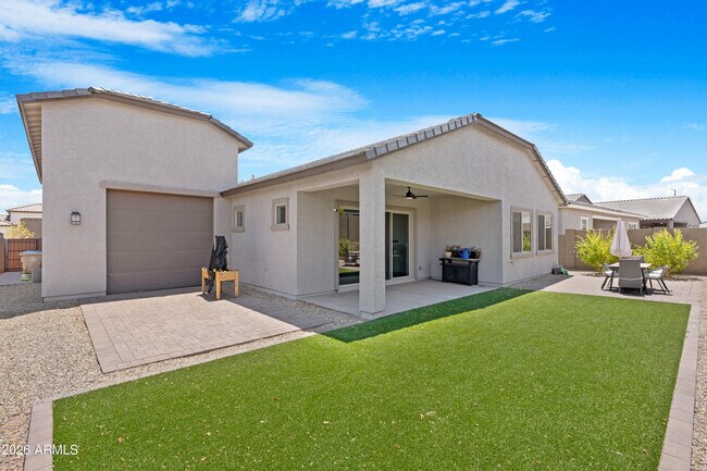 Building Photo - 20132 W Catalina Dr