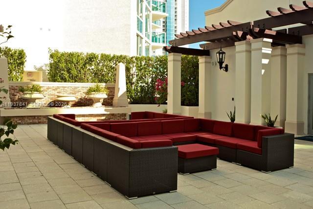 Building Photo - 150 Sunny Isles Blvd