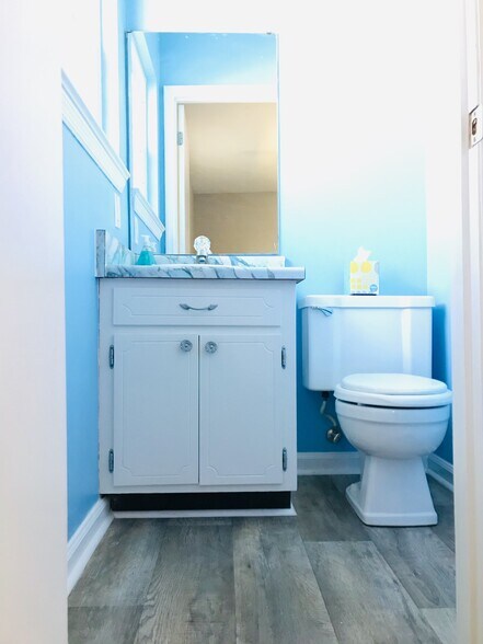 Half bath off of Master bedroom - 9225 Amos Rd