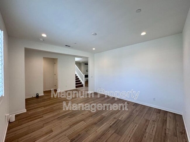 Building Photo - 25181 Desert Sage Dr
