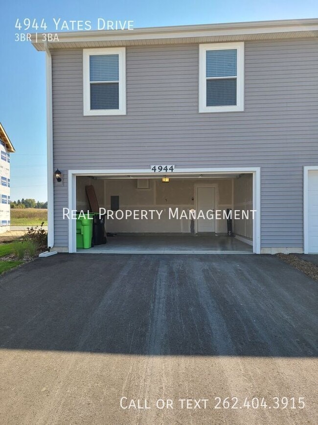Building Photo - 4944 Yates Dr