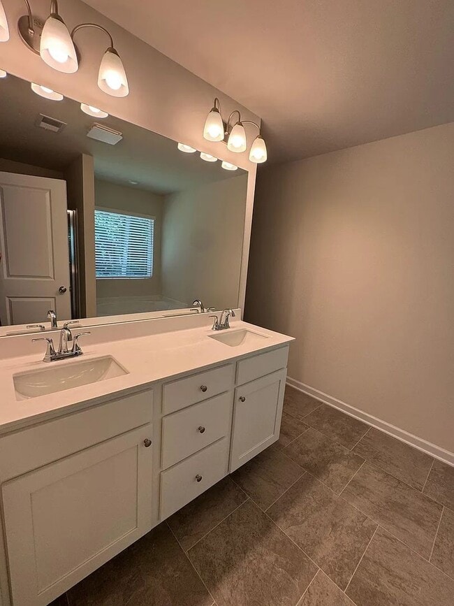 Building Photo - 4286 Notting Hill Dr SW