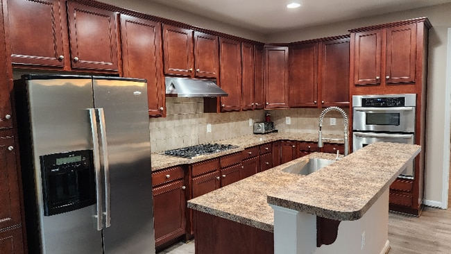 Building Photo - 25146 Harpenden Terrace