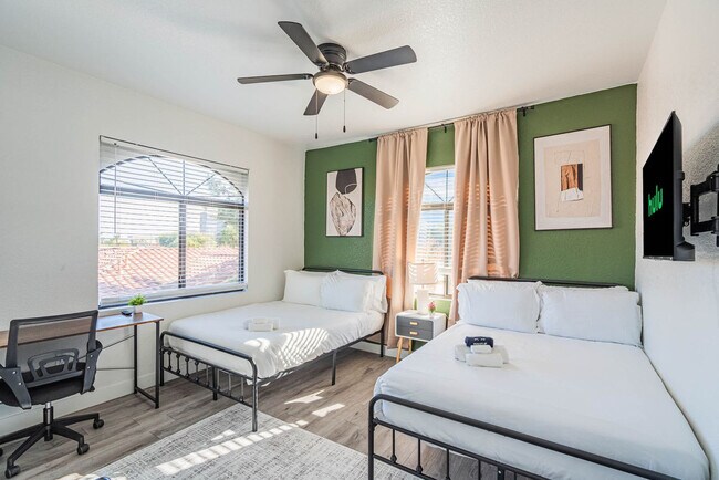 Building Photo - 2155 S 55th St