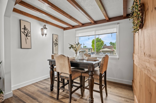 Building Photo - 430 W 550 N