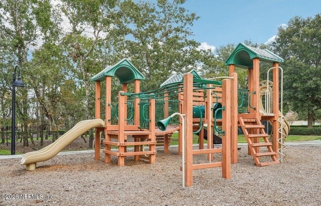 Building Photo - 4537 Pine Ridge Pkwy