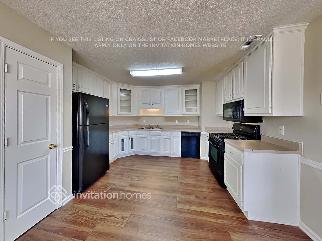 Building Photo - 3940 Cumberland Trail SE