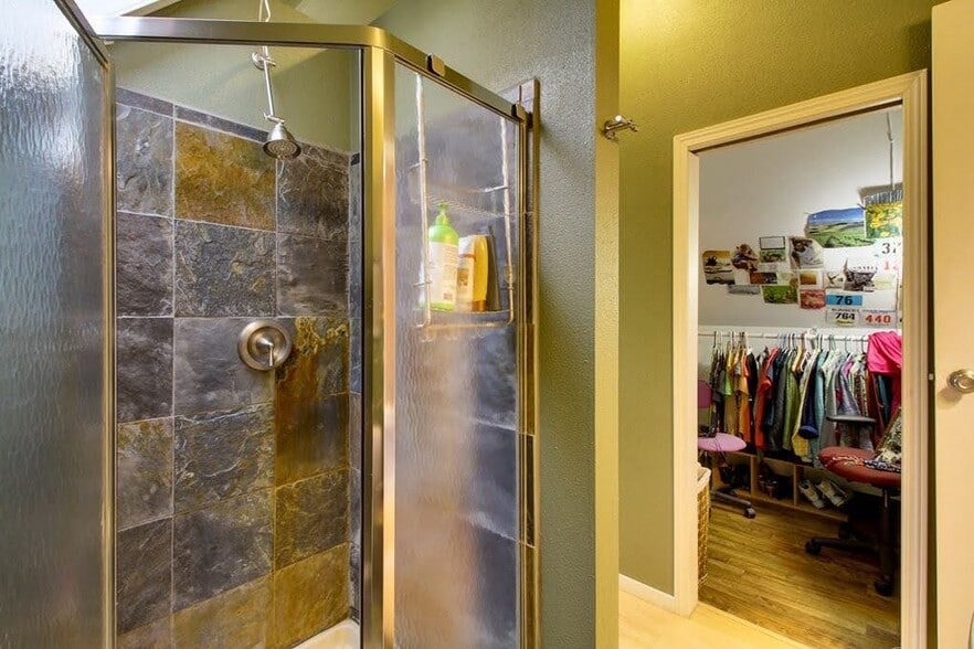 Building Photo - 1128 Hobson St