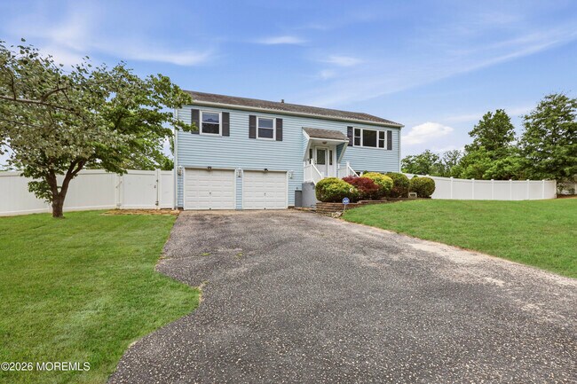 Building Photo - 1029 Lucy Ln