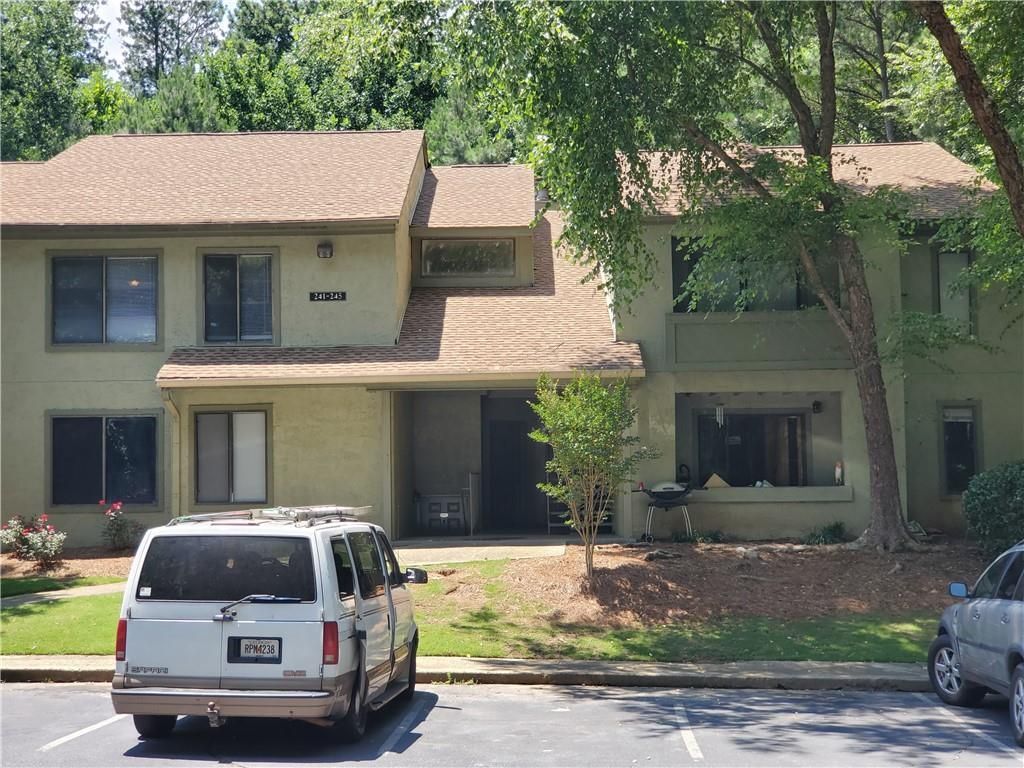 Building Photo - 245 Seasons Pkwy