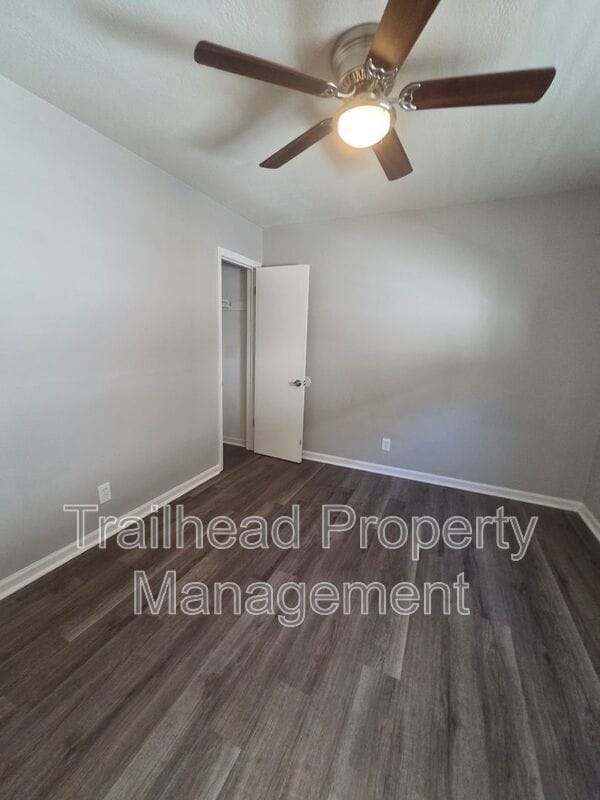 Building Photo - 9416 East 14th St S