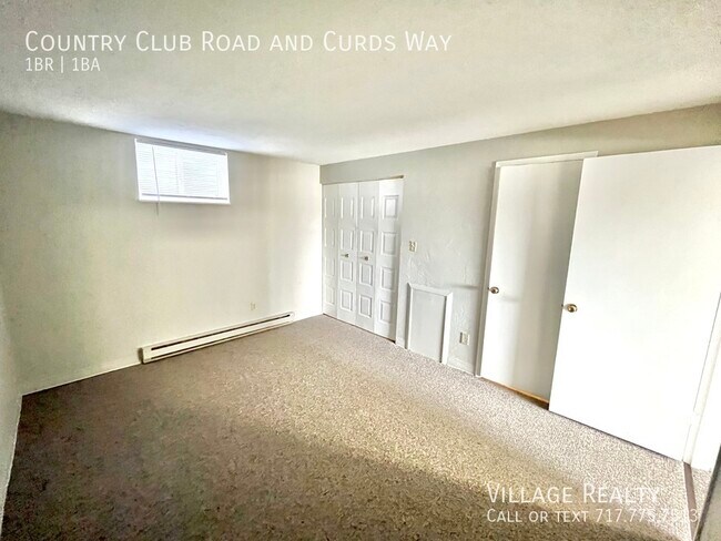 Building Photo - 681 Country Club Rd