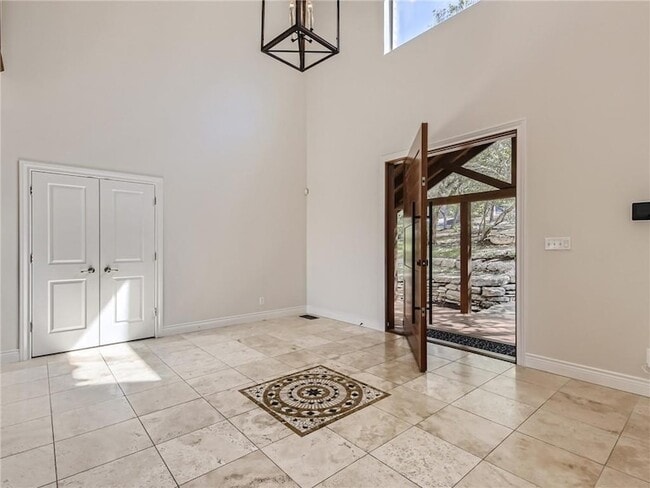 Building Photo - 267 Commons Ford Rd