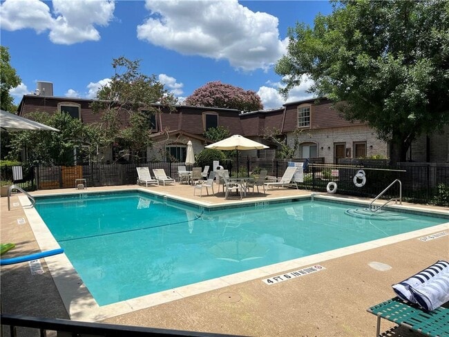 Building Photo - 7801 Shoal Creek Blvd