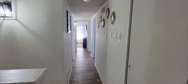 Building Photo - 118 St Andrews Dr