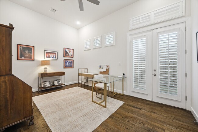 Building Photo - 4721 Banning Dr