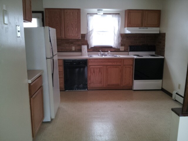 Kitchen - 298 Duer St