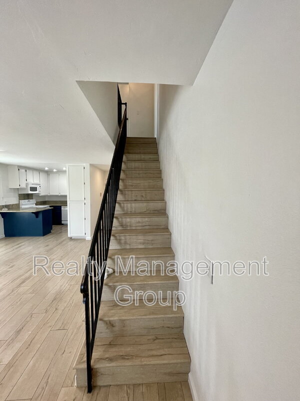 Building Photo - 4580 Ohio St