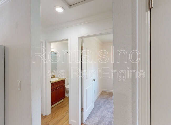Building Photo - 16914 CA-12