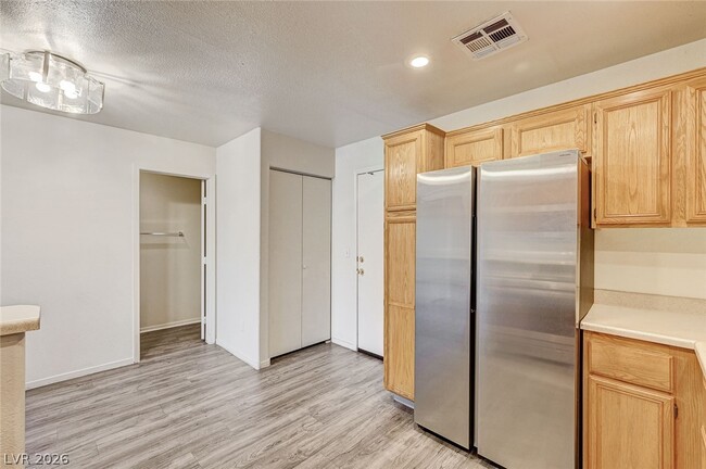 Building Photo - 3672 Moonlit Beach Ave