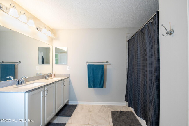 Building Photo - 172 Rittburn Ln